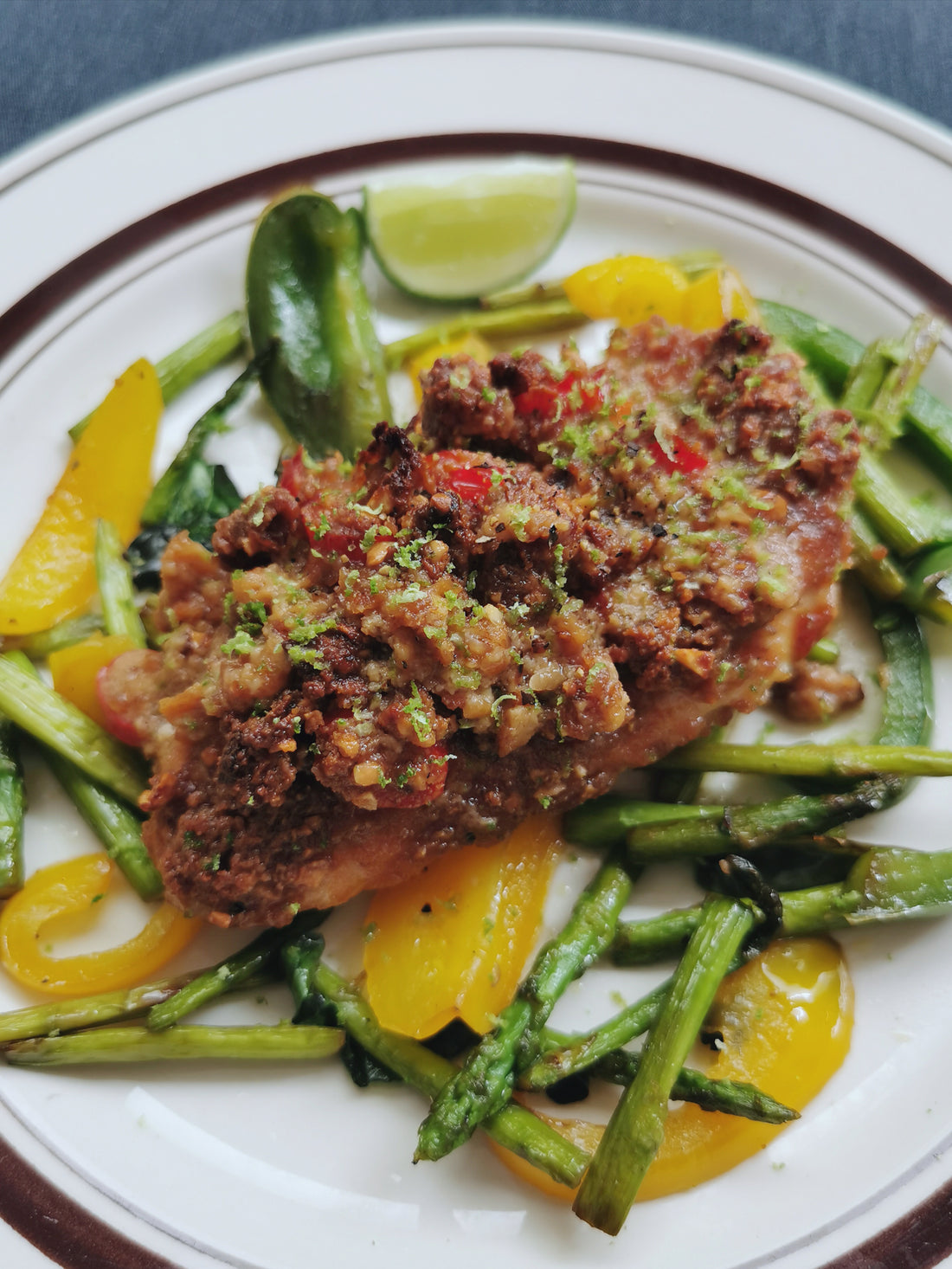 Featured image for Easy-Peasy Plate @ Cacahuète Butter Chicken